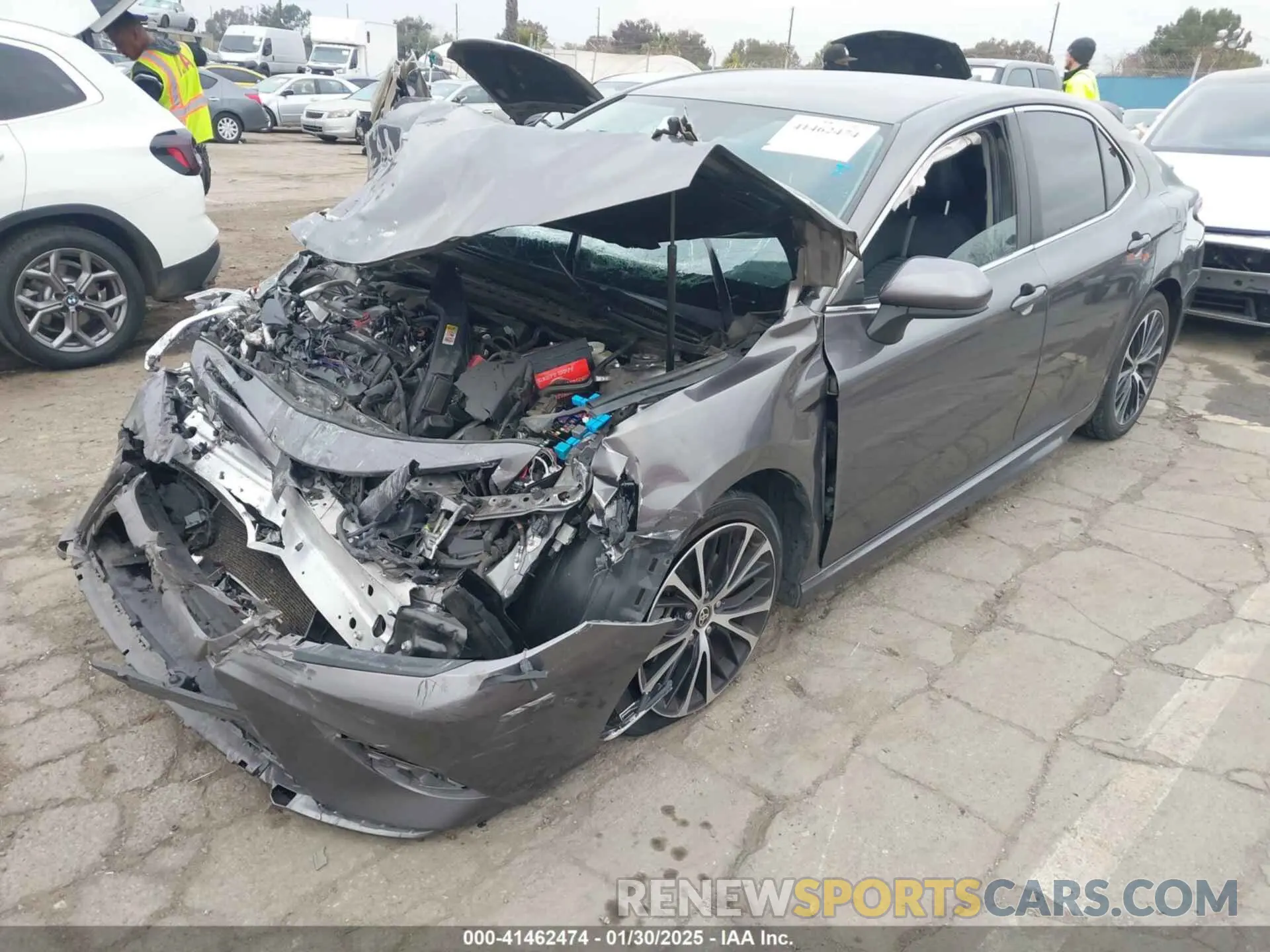 2 Фотография поврежденного автомобиля 4T1G11AK3LU504844 TOYOTA CAMRY 2020