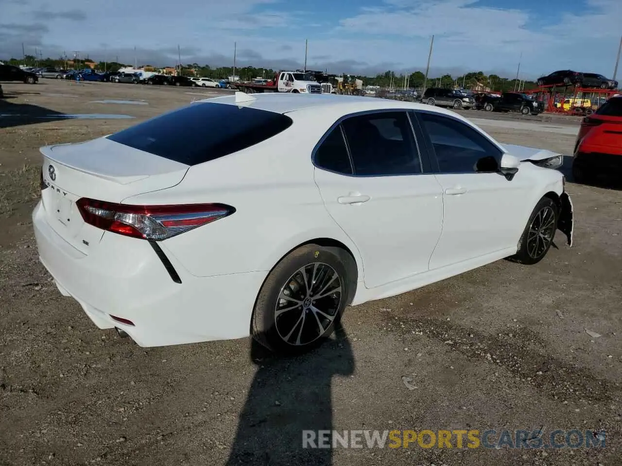 3 Photograph of a damaged car 4T1G11AK3LU508358 TOYOTA CAMRY 2020