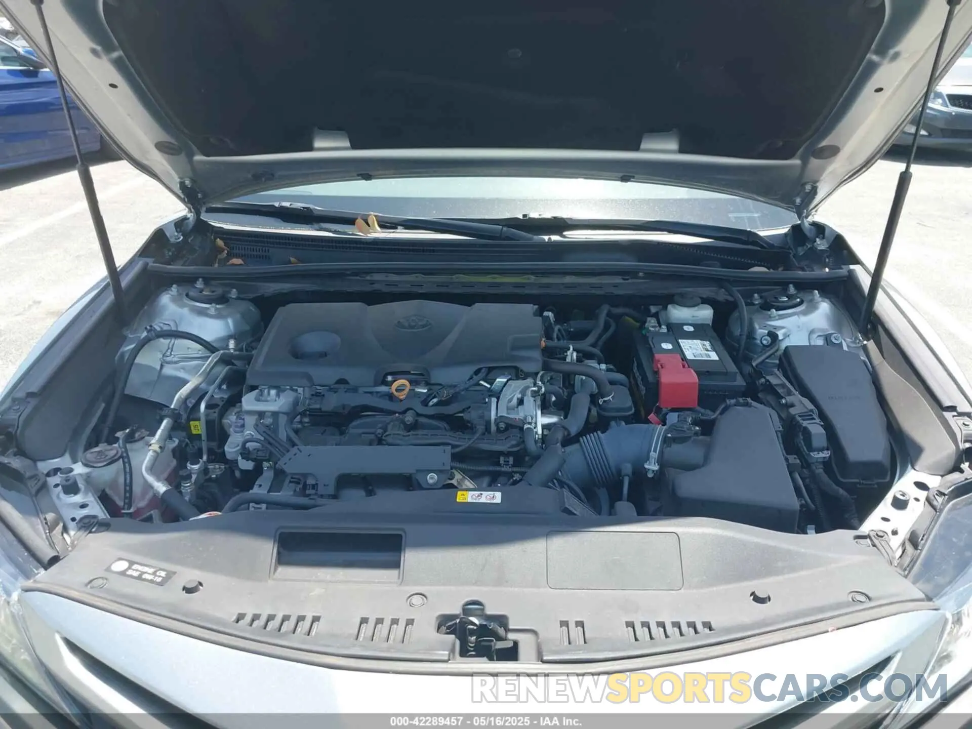 10 Photograph of a damaged car 4T1G11AK3LU509803 TOYOTA CAMRY 2020