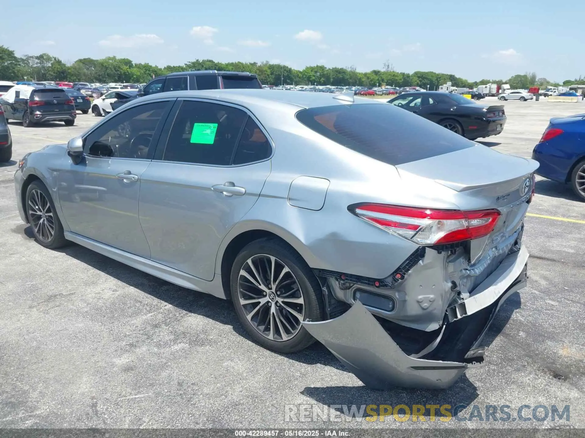 3 Photograph of a damaged car 4T1G11AK3LU509803 TOYOTA CAMRY 2020