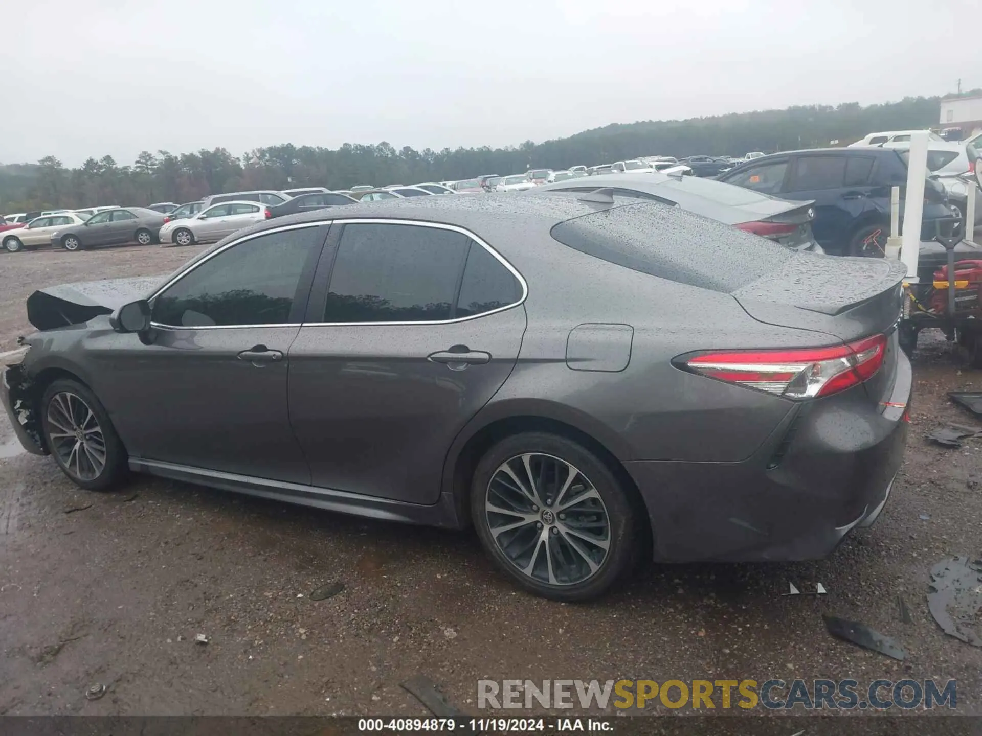 14 Фотография поврежденного автомобиля 4T1G11AK3LU511423 TOYOTA CAMRY 2020