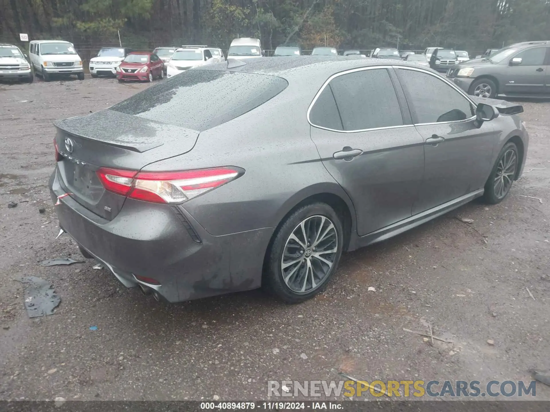 4 Фотография поврежденного автомобиля 4T1G11AK3LU511423 TOYOTA CAMRY 2020