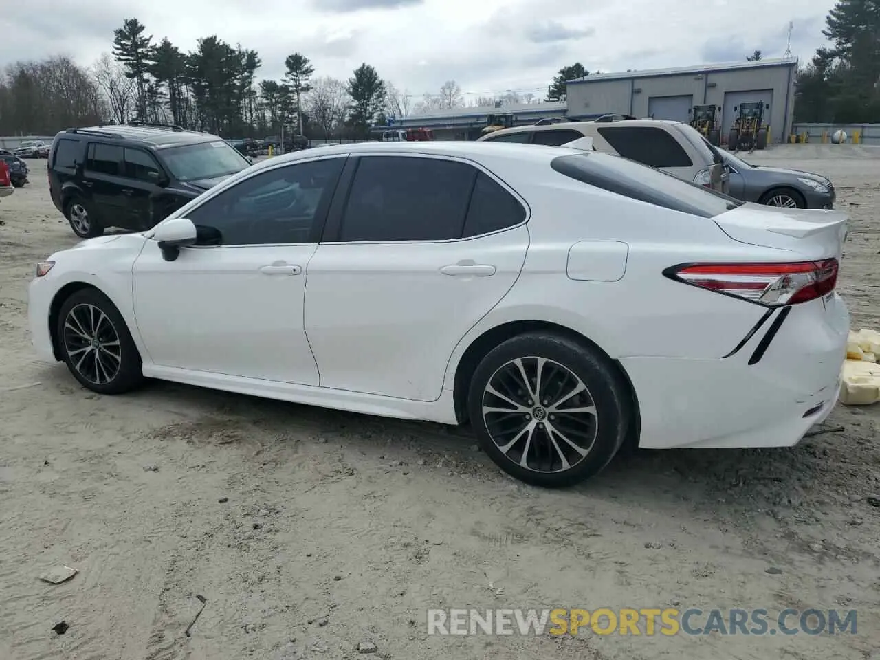 2 Фотография поврежденного автомобиля 4T1G11AK3LU877172 TOYOTA CAMRY 2020