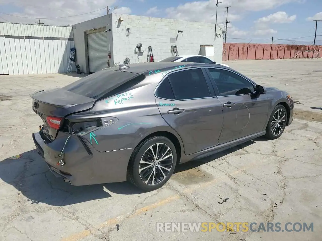 3 Photograph of a damaged car 4T1G11AK3LU877883 TOYOTA CAMRY 2020