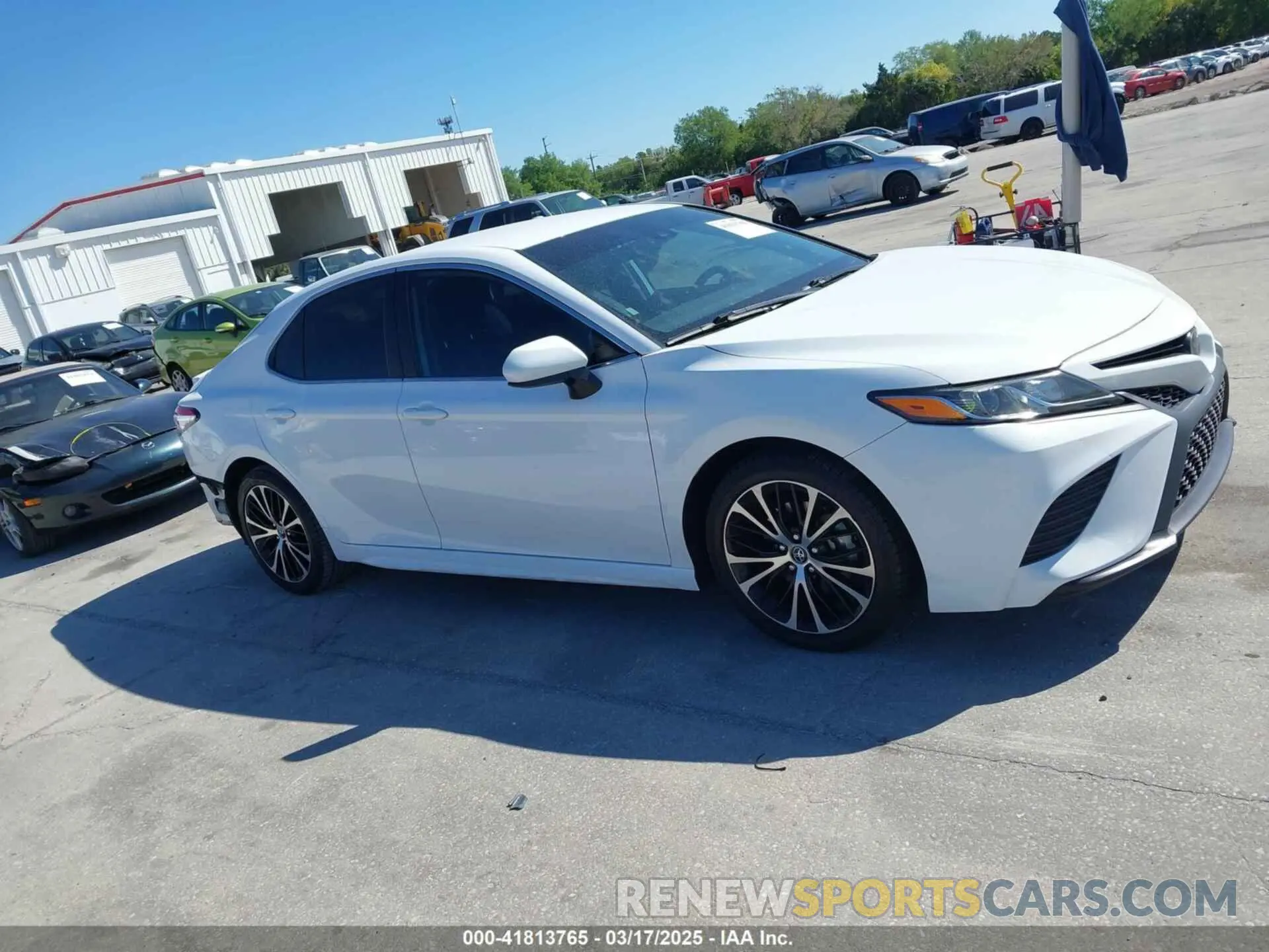 13 Photograph of a damaged car 4T1G11AK3LU887068 TOYOTA CAMRY 2020