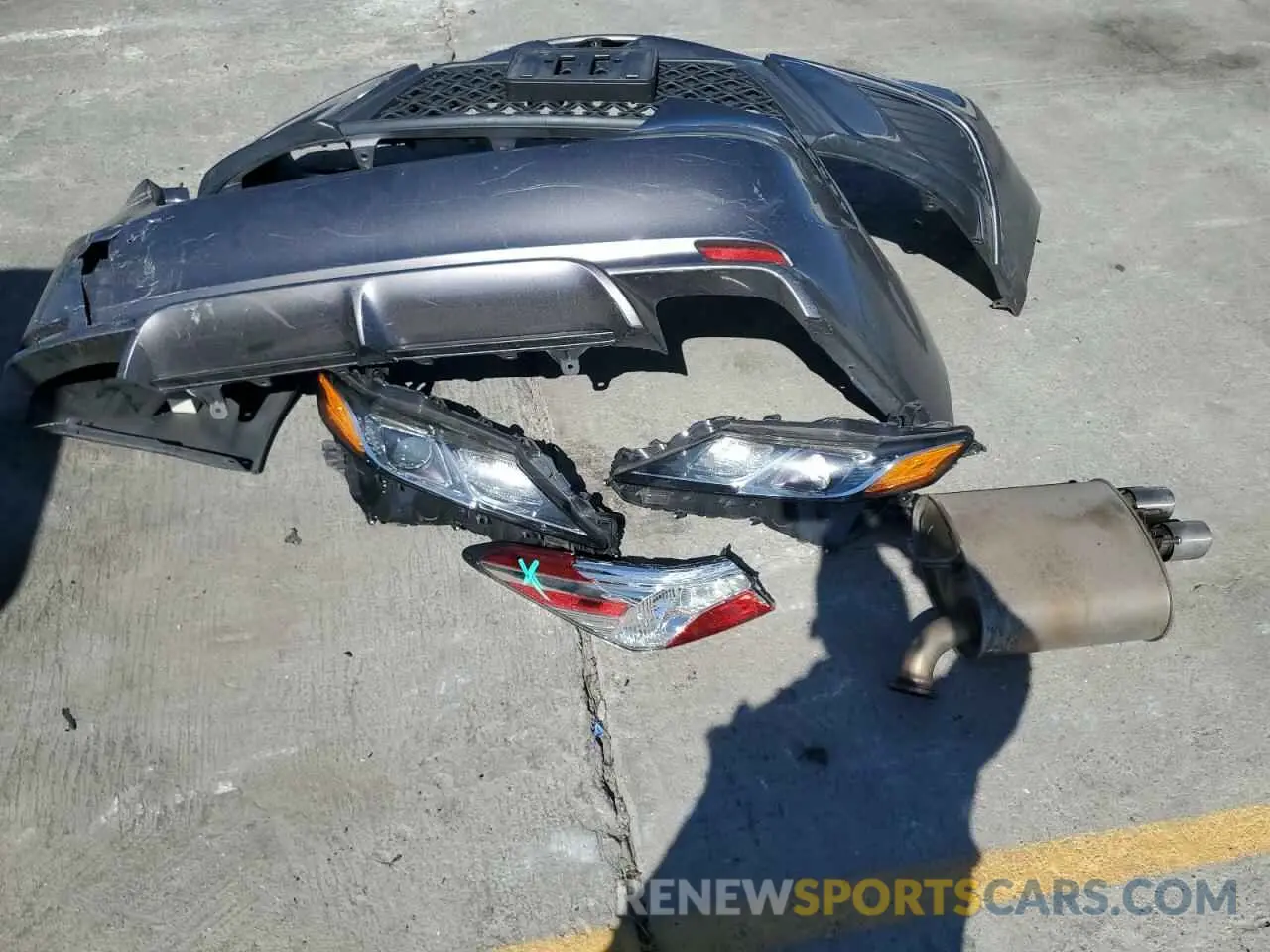 12 Photograph of a damaged car 4T1G11AK3LU887927 TOYOTA CAMRY 2020