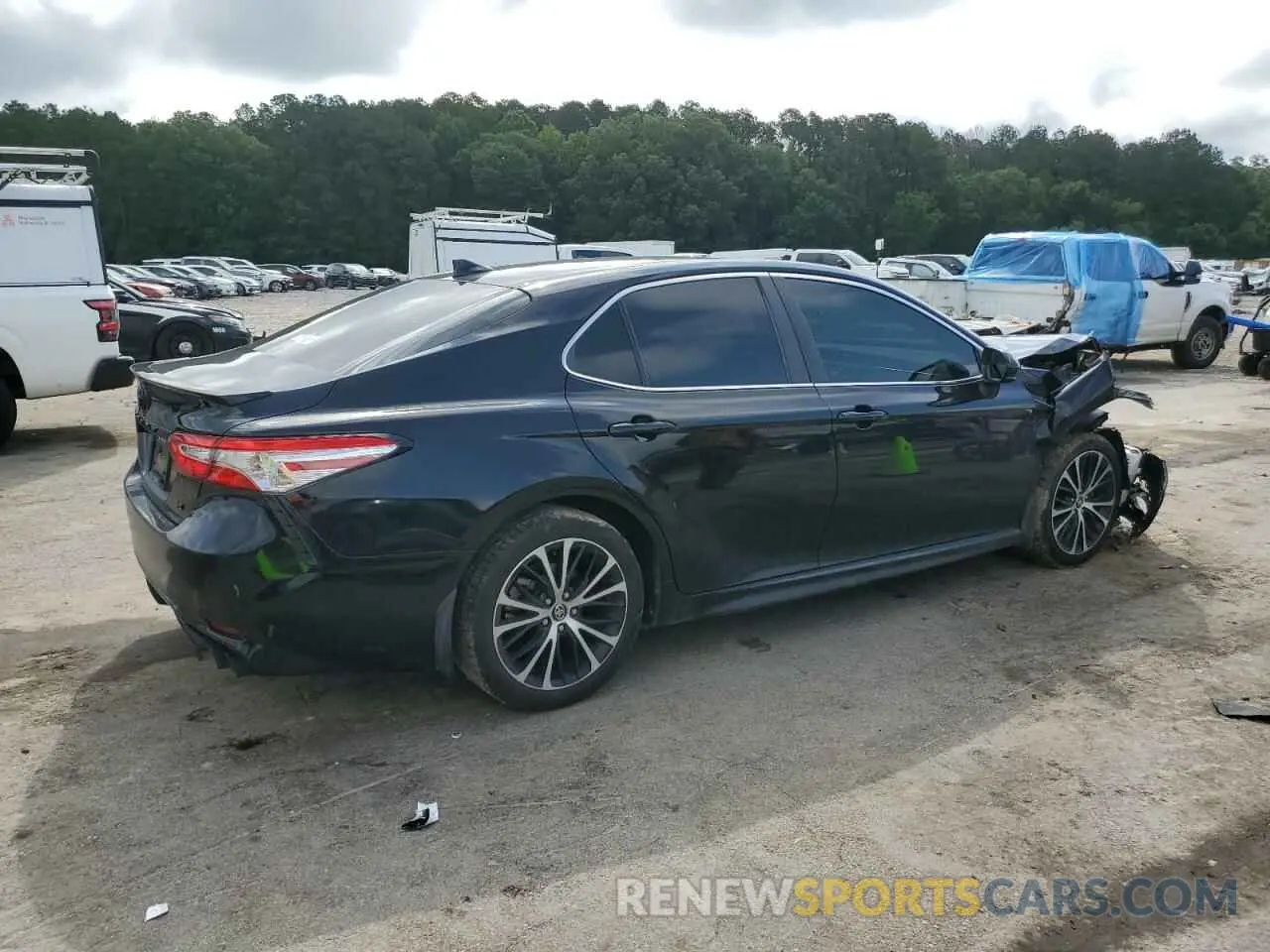 3 Фотография поврежденного автомобиля 4T1G11AK3LU924006 TOYOTA CAMRY 2020