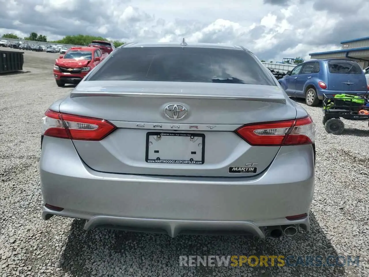6 Photograph of a damaged car 4T1G11AK3LU928461 TOYOTA CAMRY 2020
