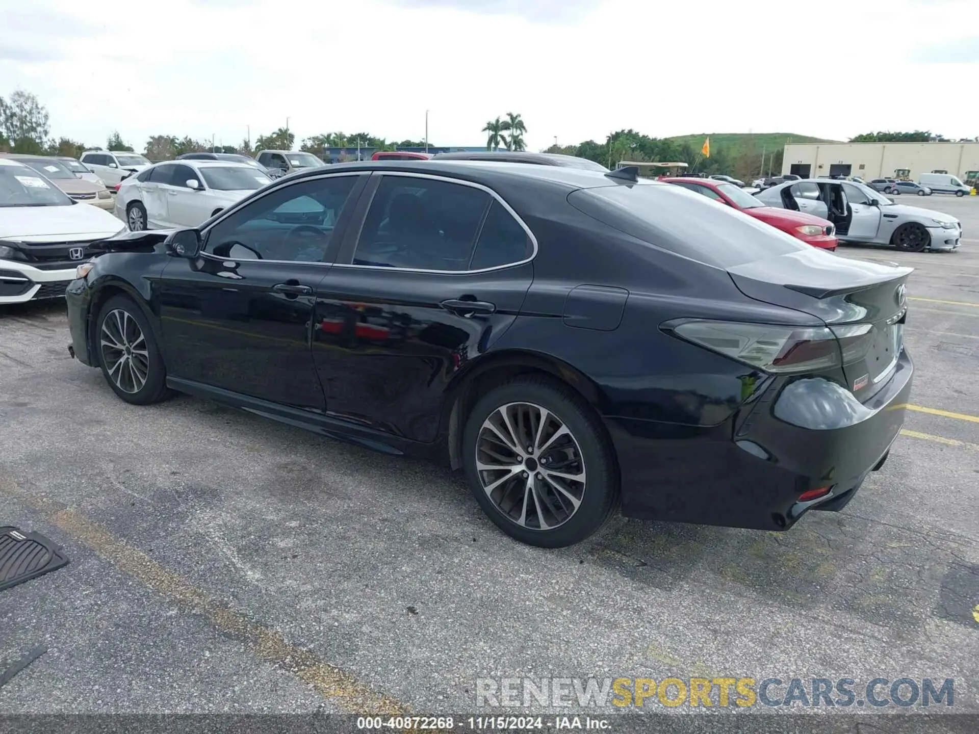 3 Фотография поврежденного автомобиля 4T1G11AK3LU933045 TOYOTA CAMRY 2020