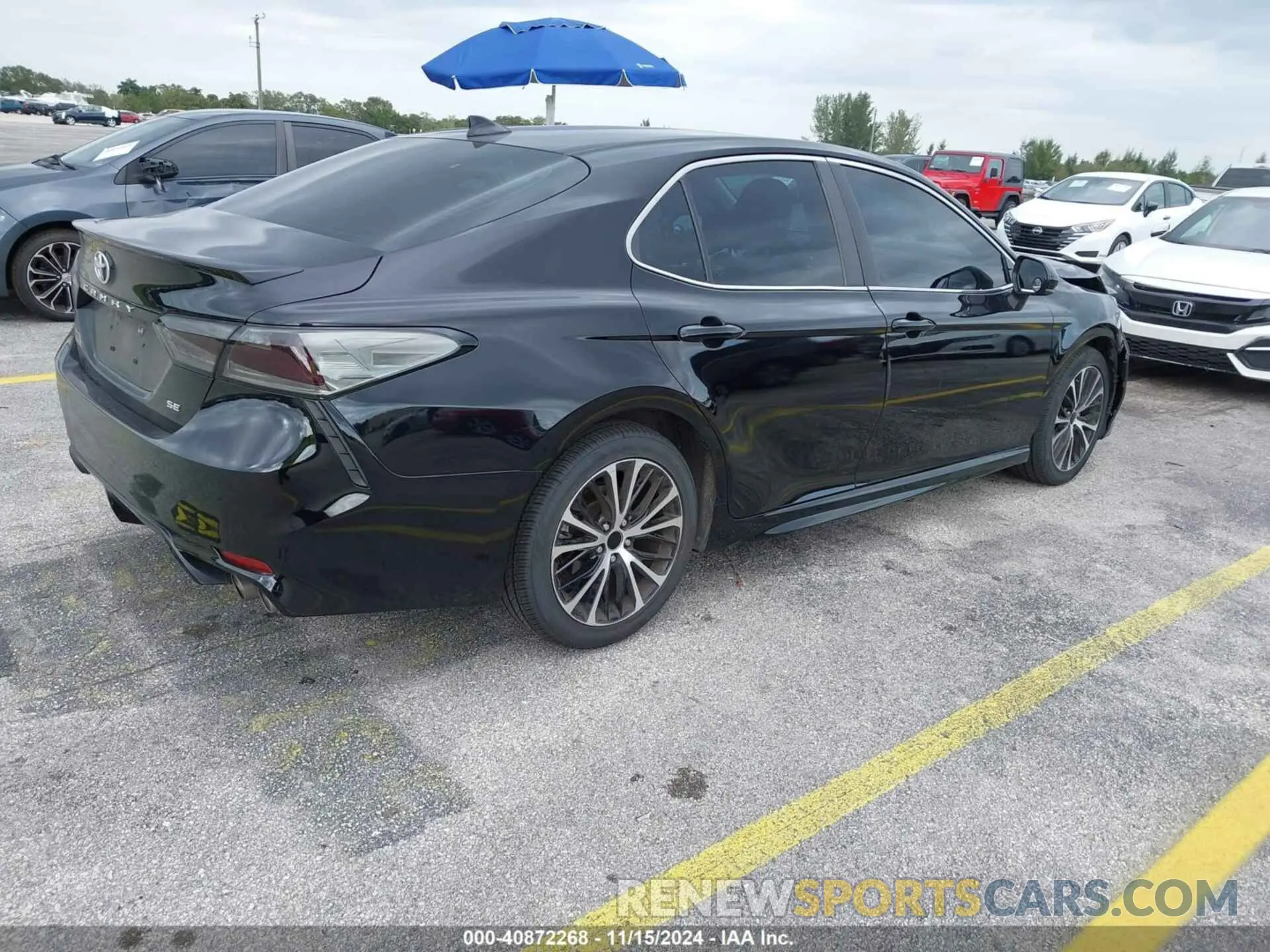 4 Фотография поврежденного автомобиля 4T1G11AK3LU933045 TOYOTA CAMRY 2020