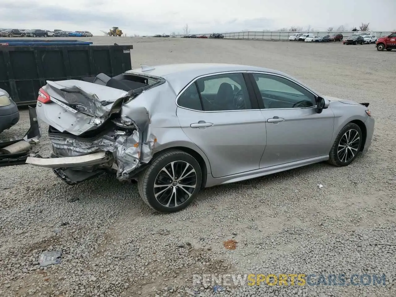 3 Photograph of a damaged car 4T1G11AK3LU944322 TOYOTA CAMRY 2020