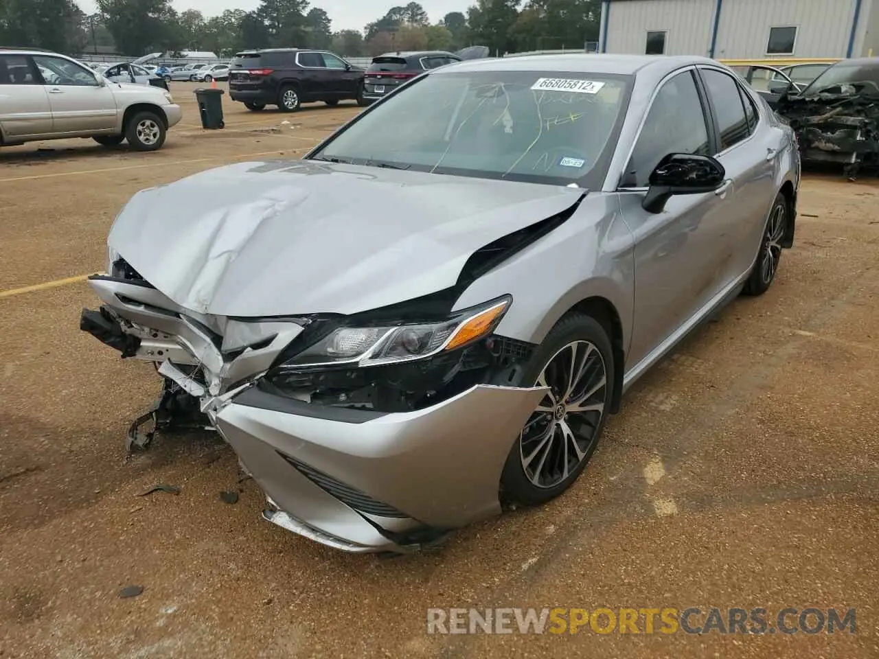 2 Photograph of a damaged car 4T1G11AK3LU952128 TOYOTA CAMRY 2020
