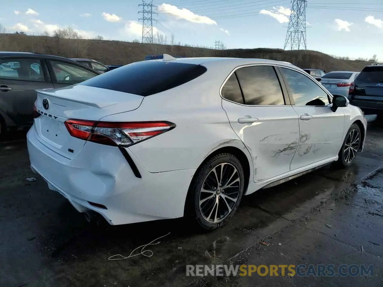3 Фотография поврежденного автомобиля 4T1G11AK3LU965932 TOYOTA CAMRY 2020