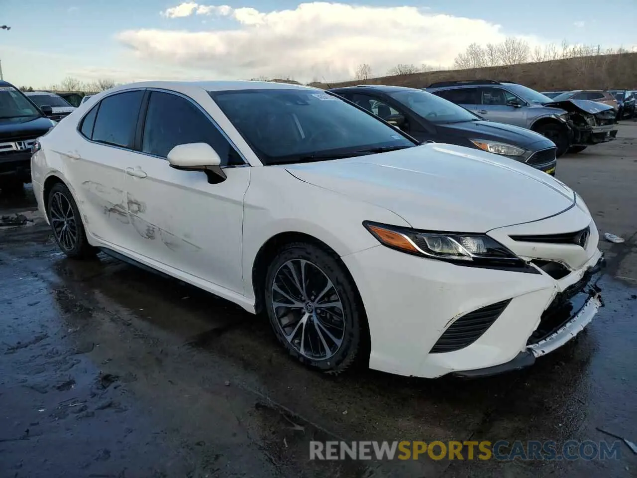4 Фотография поврежденного автомобиля 4T1G11AK3LU965932 TOYOTA CAMRY 2020