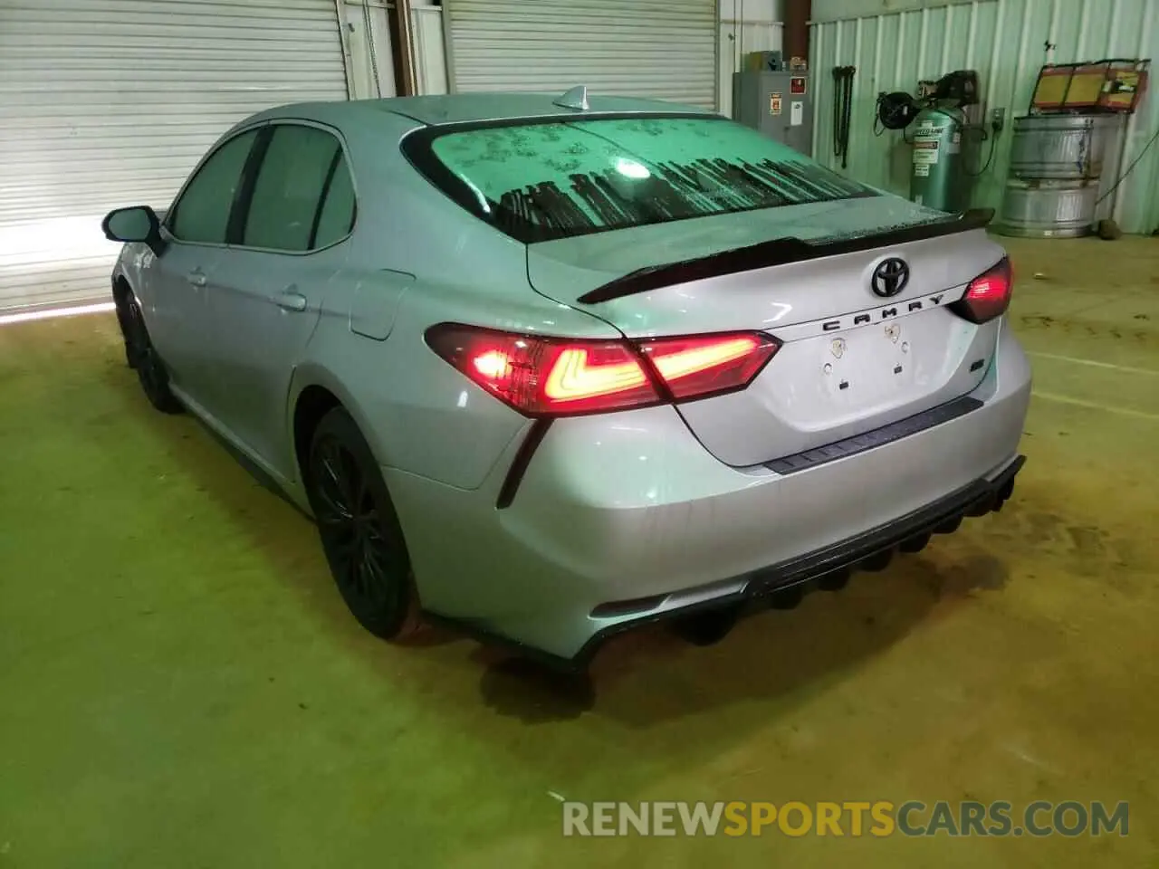 3 Photograph of a damaged car 4T1G11AK3LU984738 TOYOTA CAMRY 2020