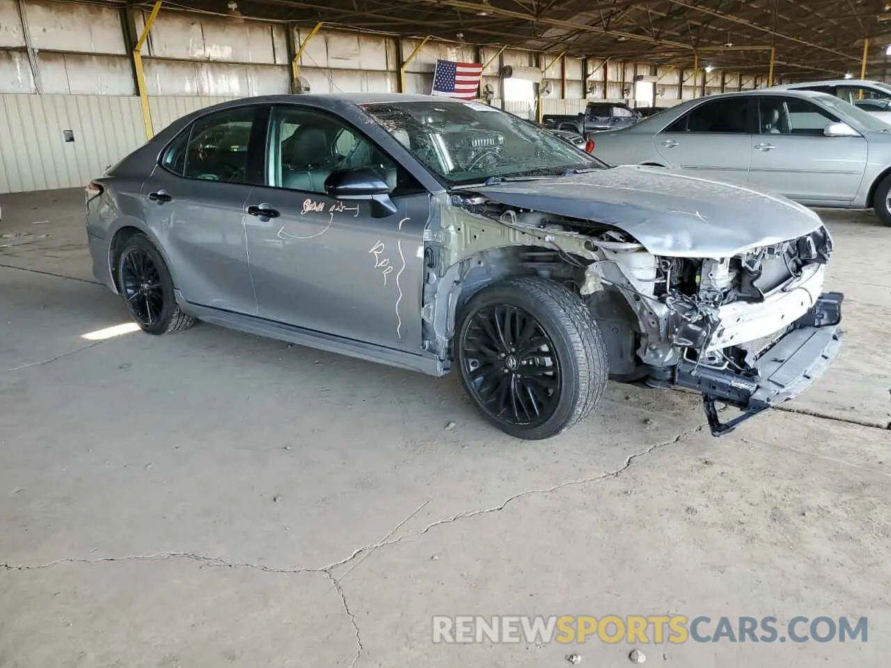 4 Фотография поврежденного автомобиля 4T1G11AK4LU302224 TOYOTA CAMRY 2020