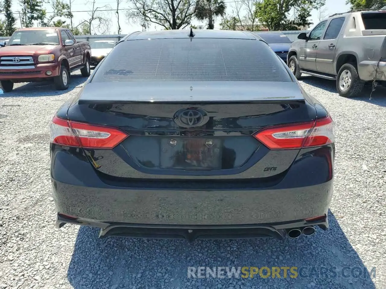 6 Photograph of a damaged car 4T1G11AK4LU312526 TOYOTA CAMRY 2020