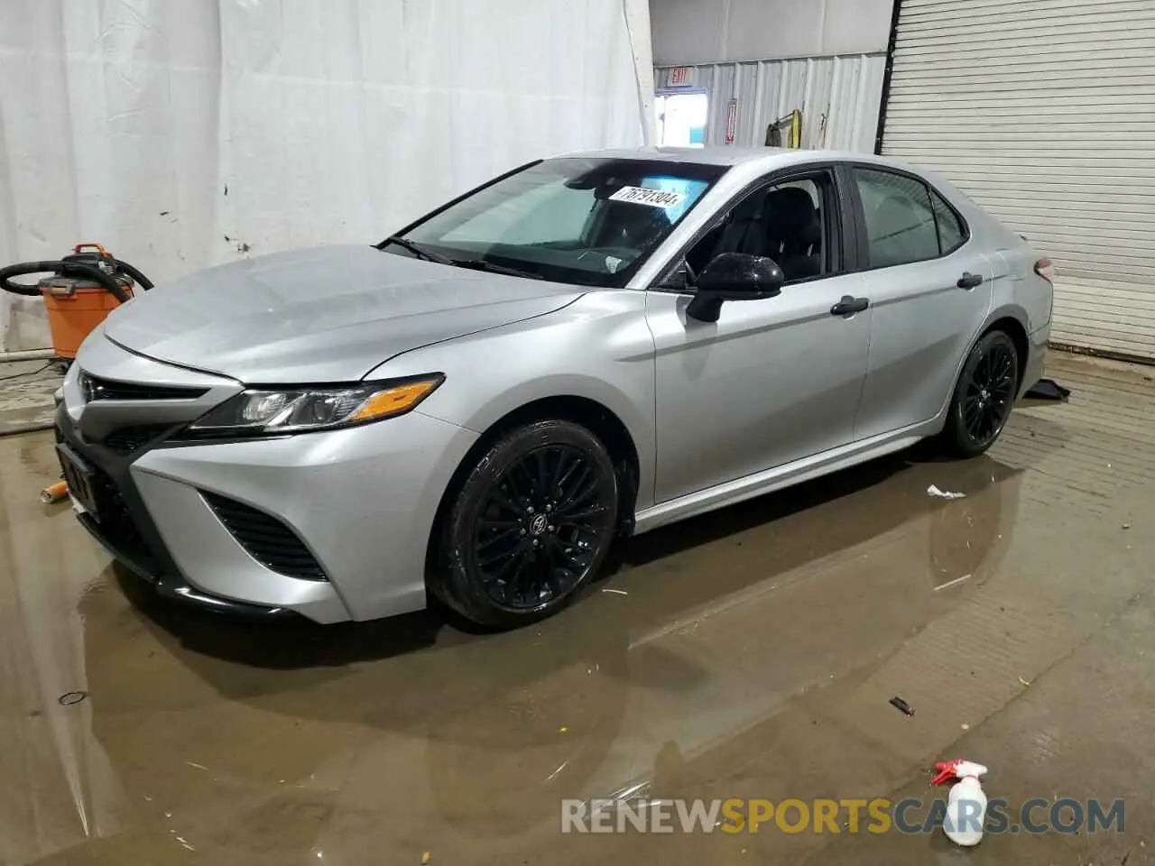 1 Фотография поврежденного автомобиля 4T1G11AK4LU320271 TOYOTA CAMRY 2020