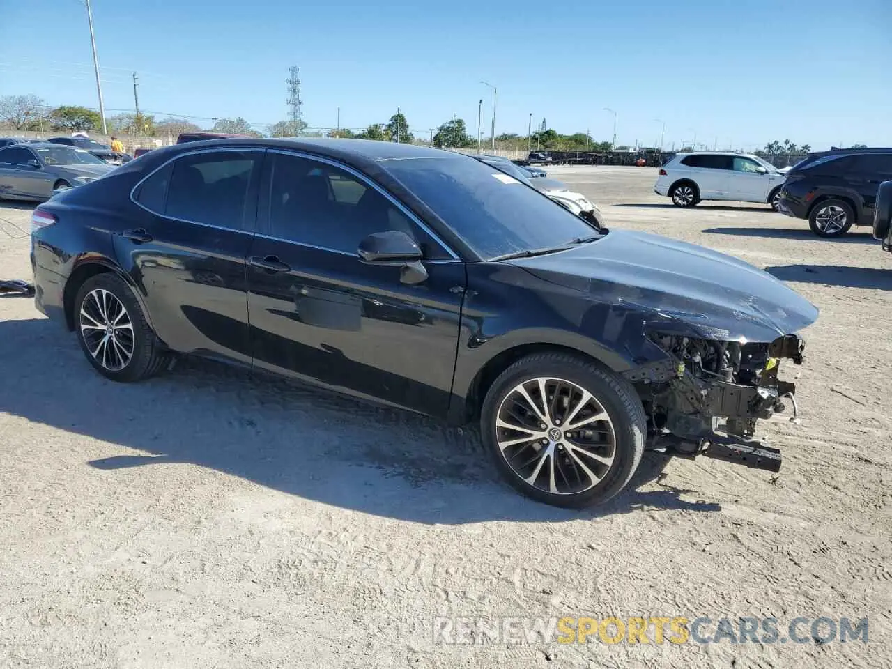 4 Фотография поврежденного автомобиля 4T1G11AK4LU320500 TOYOTA CAMRY 2020