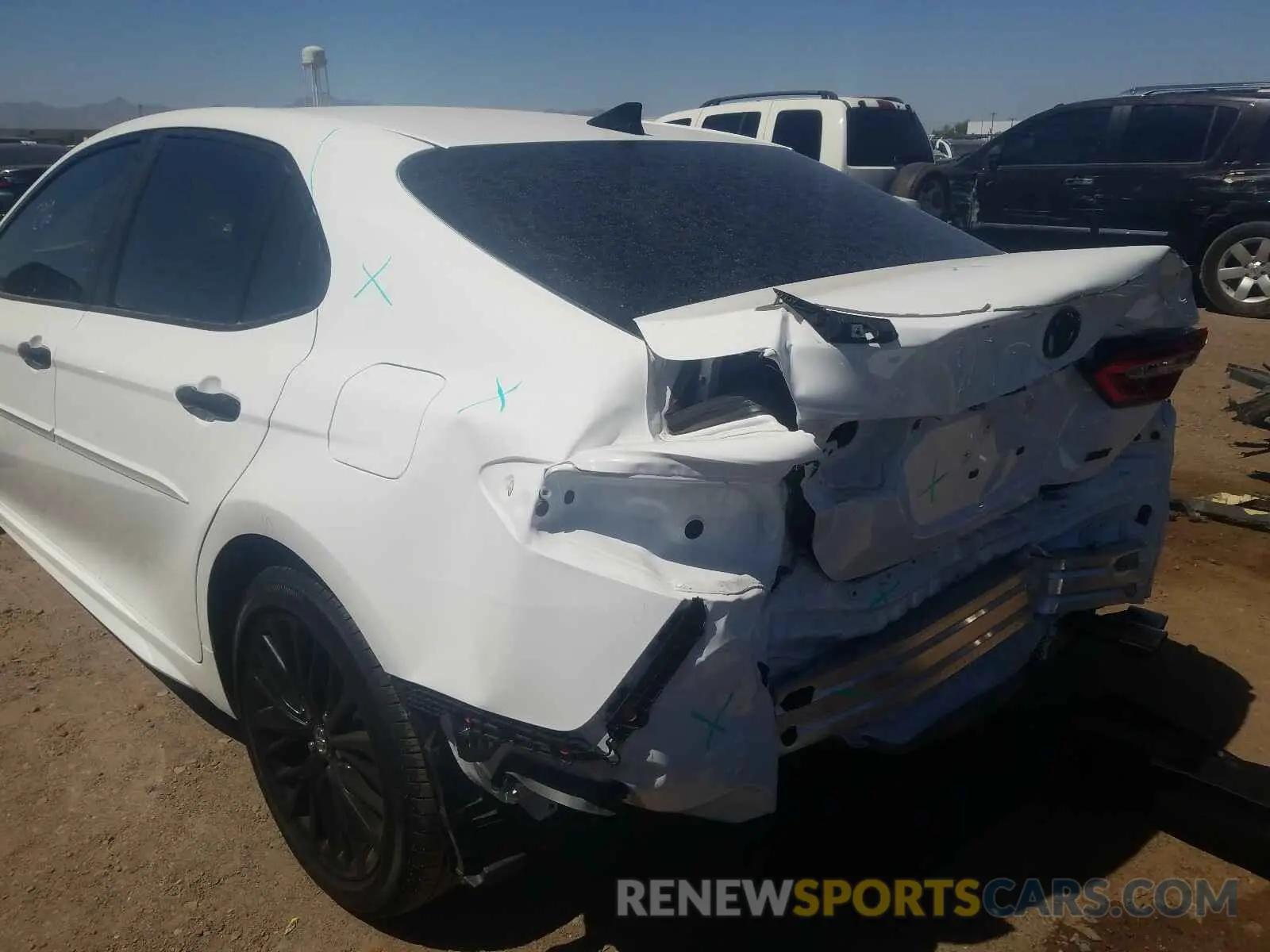 9 Photograph of a damaged car 4T1G11AK4LU341542 TOYOTA CAMRY 2020
