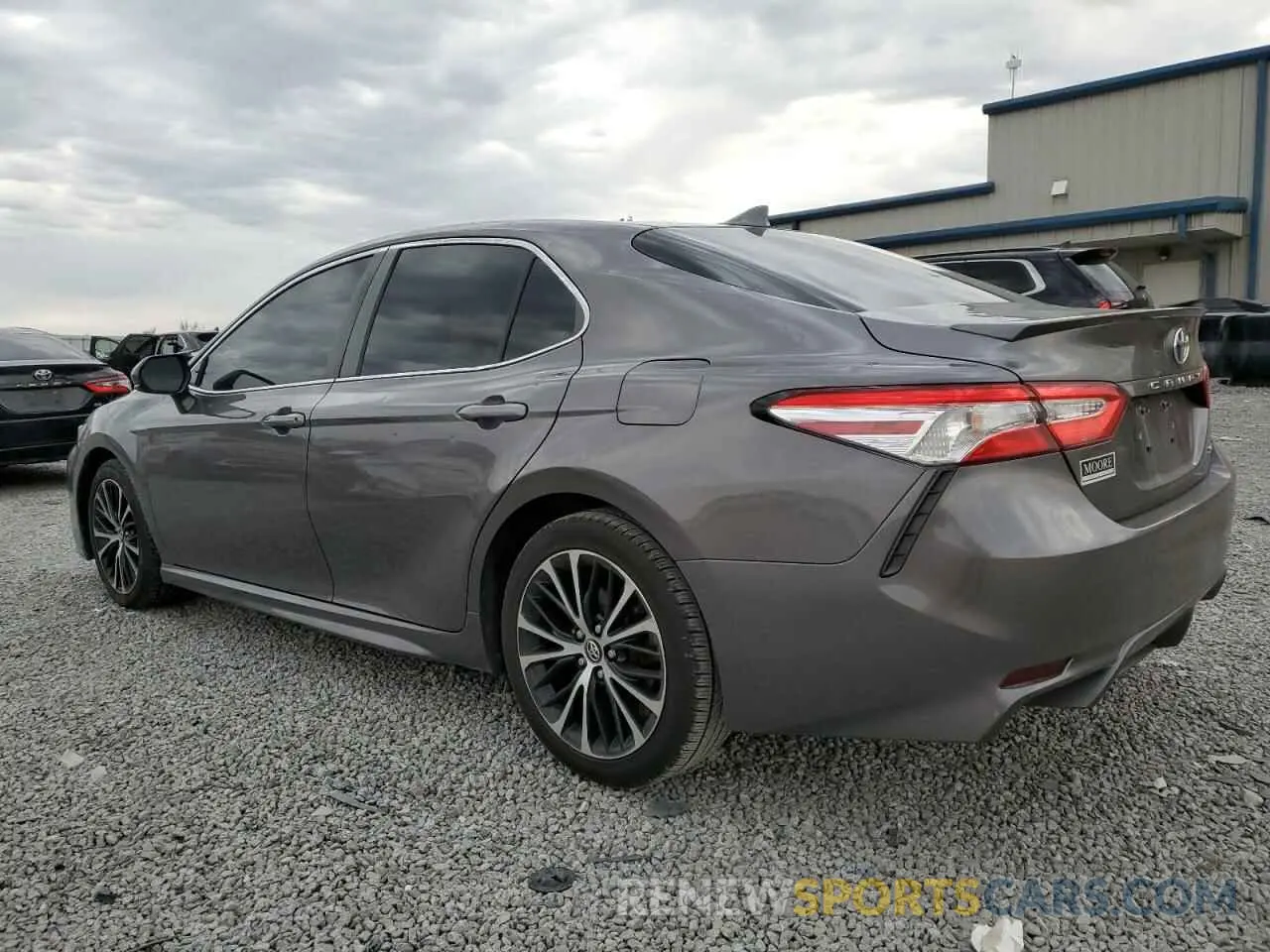 2 Photograph of a damaged car 4T1G11AK4LU343338 TOYOTA CAMRY 2020