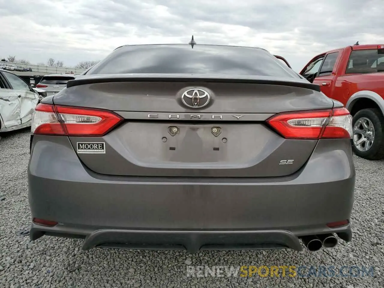 6 Photograph of a damaged car 4T1G11AK4LU343338 TOYOTA CAMRY 2020