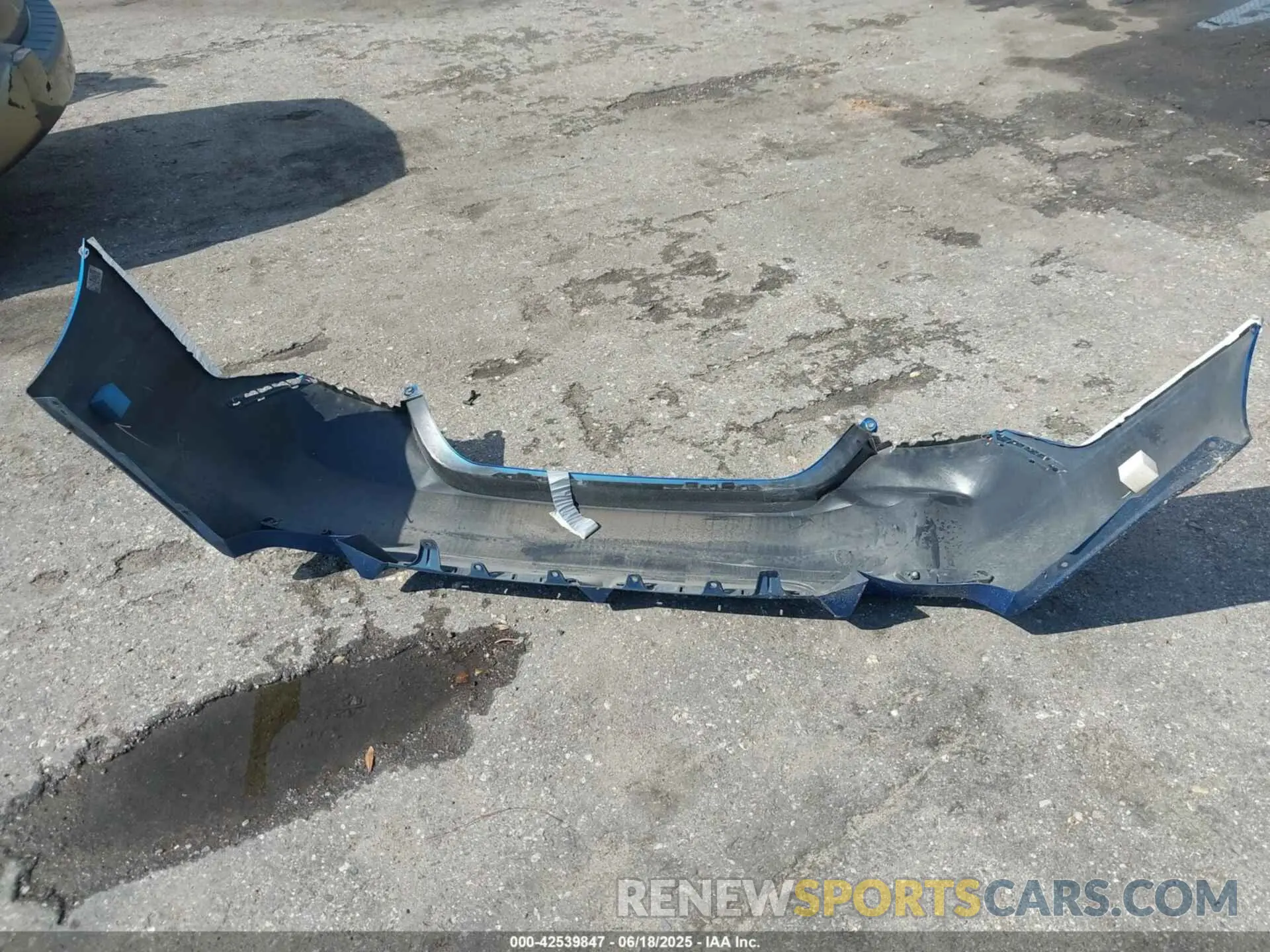 12 Фотография поврежденного автомобиля 4T1G11AK4LU343906 TOYOTA CAMRY 2020