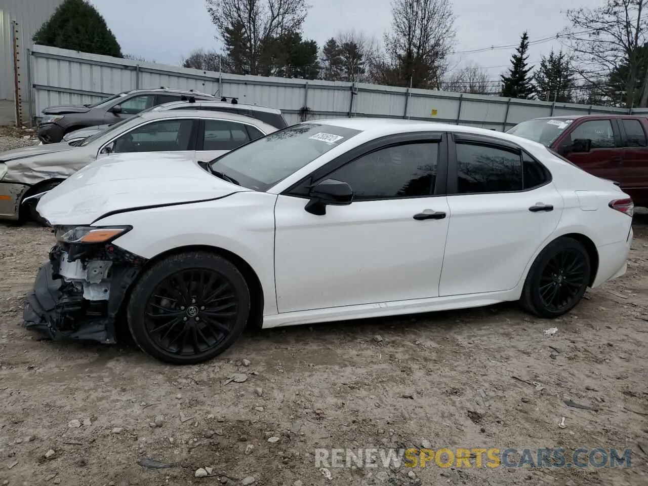 1 Photograph of a damaged car 4T1G11AK4LU347132 TOYOTA CAMRY 2020