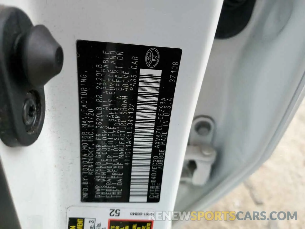 13 Photograph of a damaged car 4T1G11AK4LU347132 TOYOTA CAMRY 2020