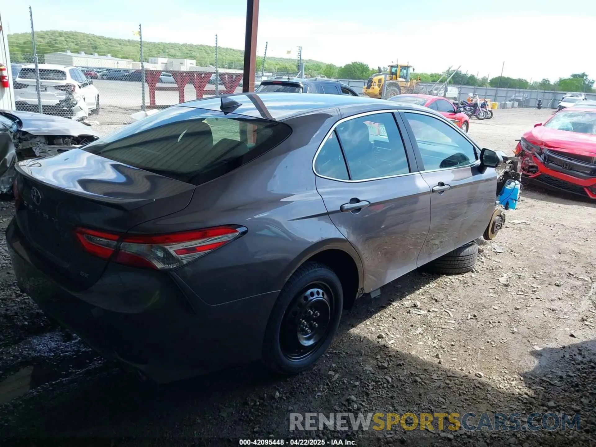 21 Photograph of a damaged car 4T1G11AK4LU358180 TOYOTA CAMRY 2020