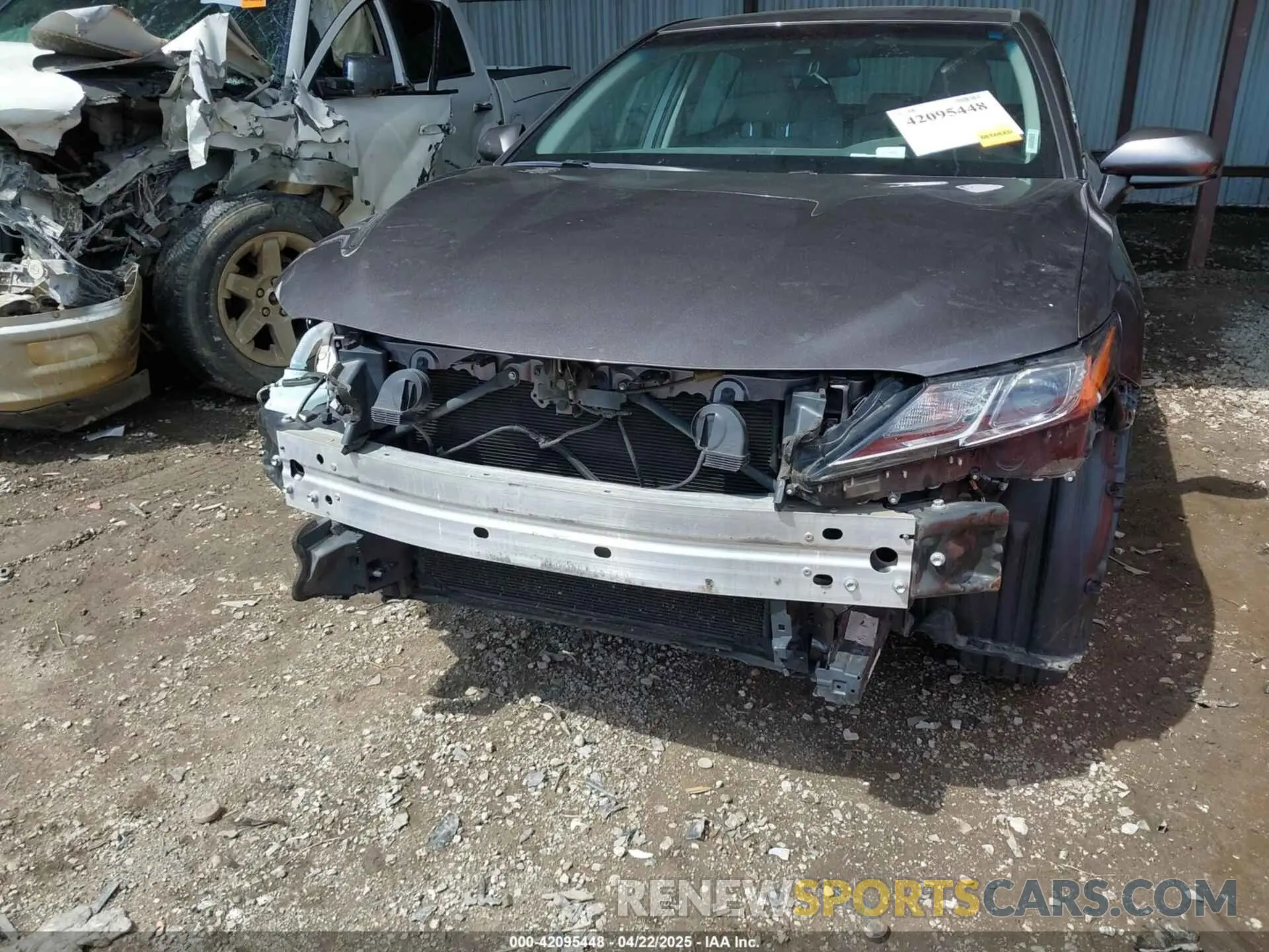 6 Photograph of a damaged car 4T1G11AK4LU358180 TOYOTA CAMRY 2020