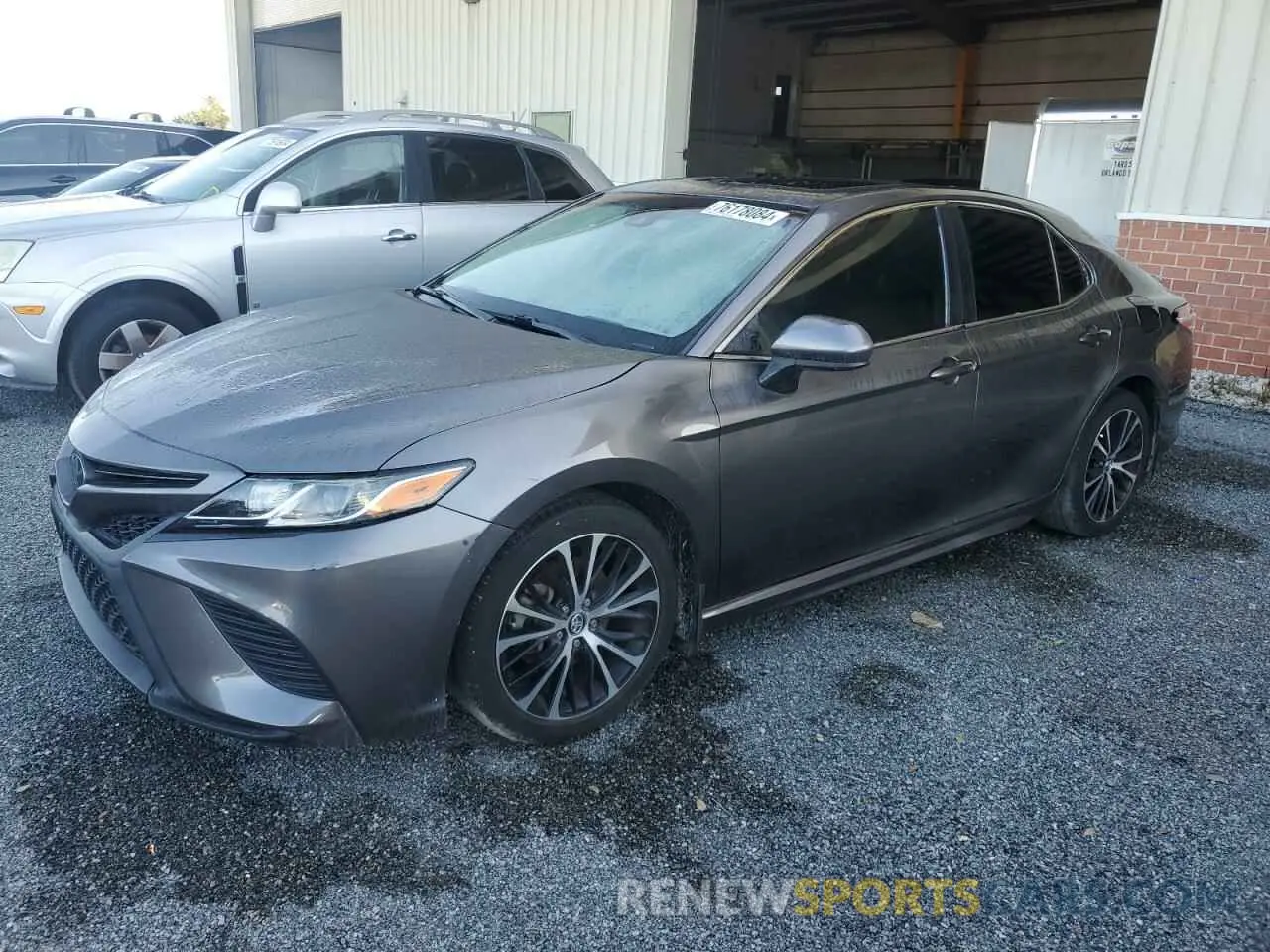 1 Photograph of a damaged car 4T1G11AK4LU863636 TOYOTA CAMRY 2020