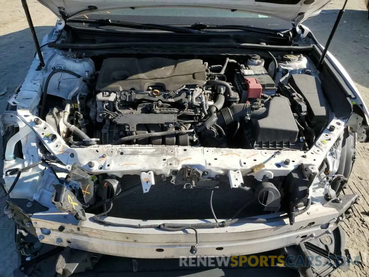 11 Фотография поврежденного автомобиля 4T1G11AK4LU886642 TOYOTA CAMRY 2020