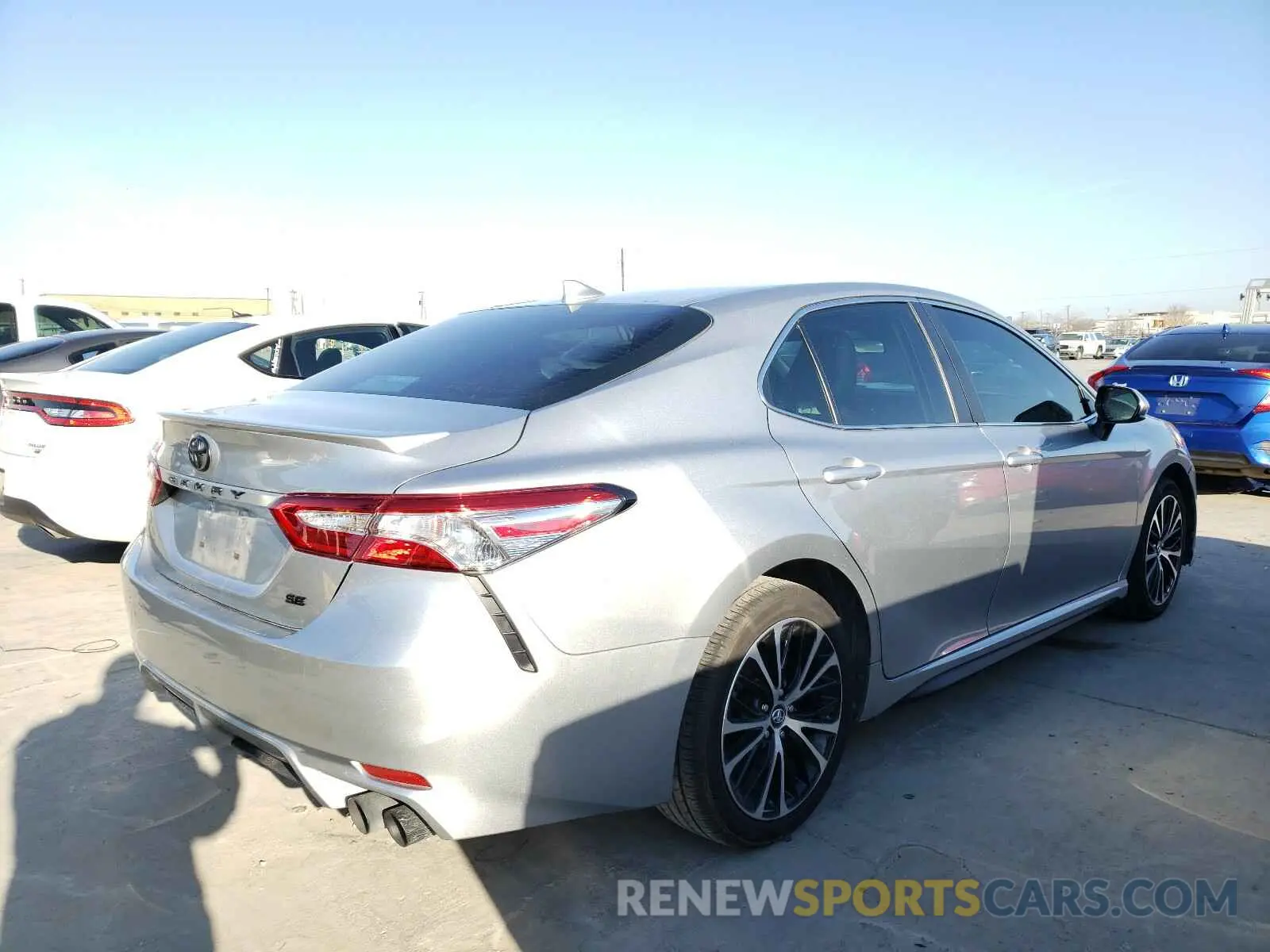 4 Photograph of a damaged car 4T1G11AK4LU902354 TOYOTA CAMRY 2020