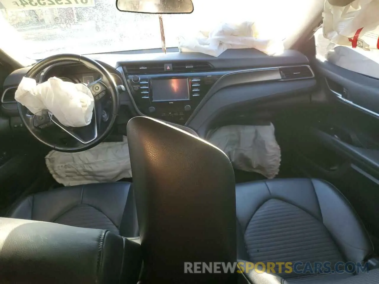 8 Photograph of a damaged car 4T1G11AK4LU942997 TOYOTA CAMRY 2020