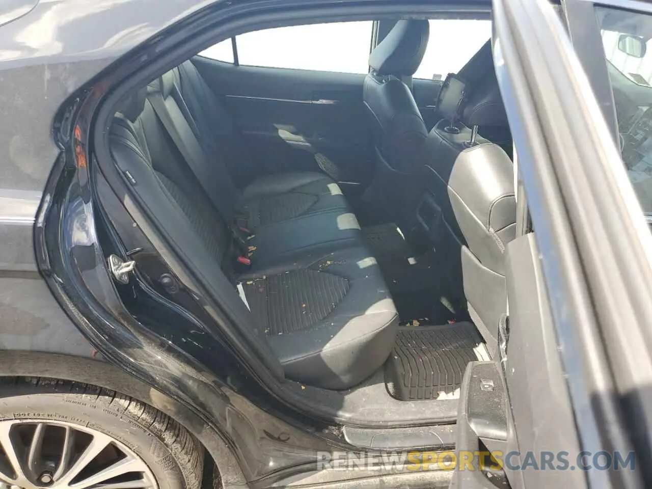 10 Фотография поврежденного автомобиля 4T1G11AK4LU945270 TOYOTA CAMRY 2020