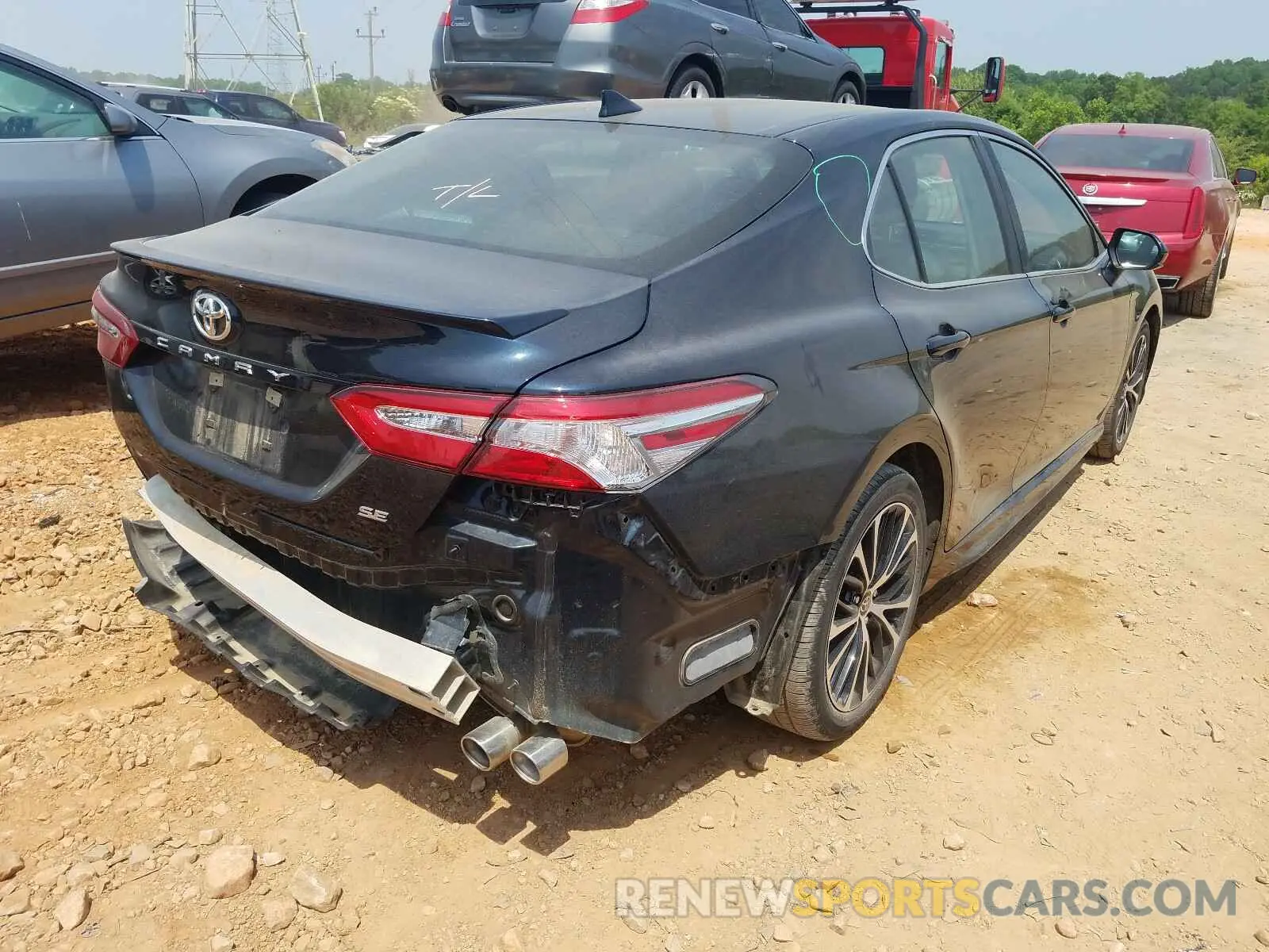 4 Photograph of a damaged car 4T1G11AK4LU955667 TOYOTA CAMRY 2020