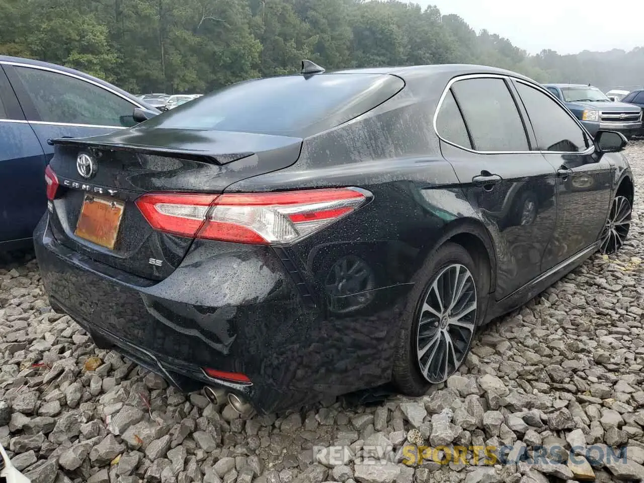 4 Photograph of a damaged car 4T1G11AK4LU961114 TOYOTA CAMRY 2020