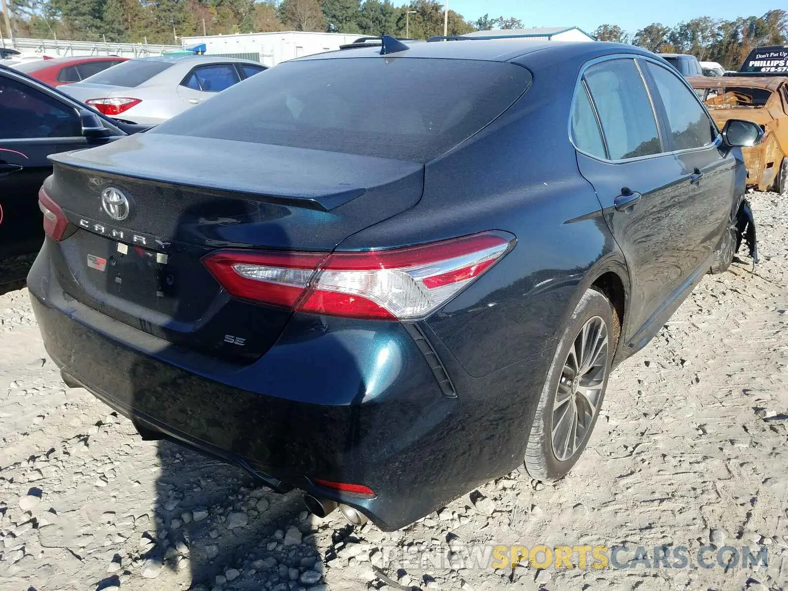 4 Photograph of a damaged car 4T1G11AK4LU961226 TOYOTA CAMRY 2020