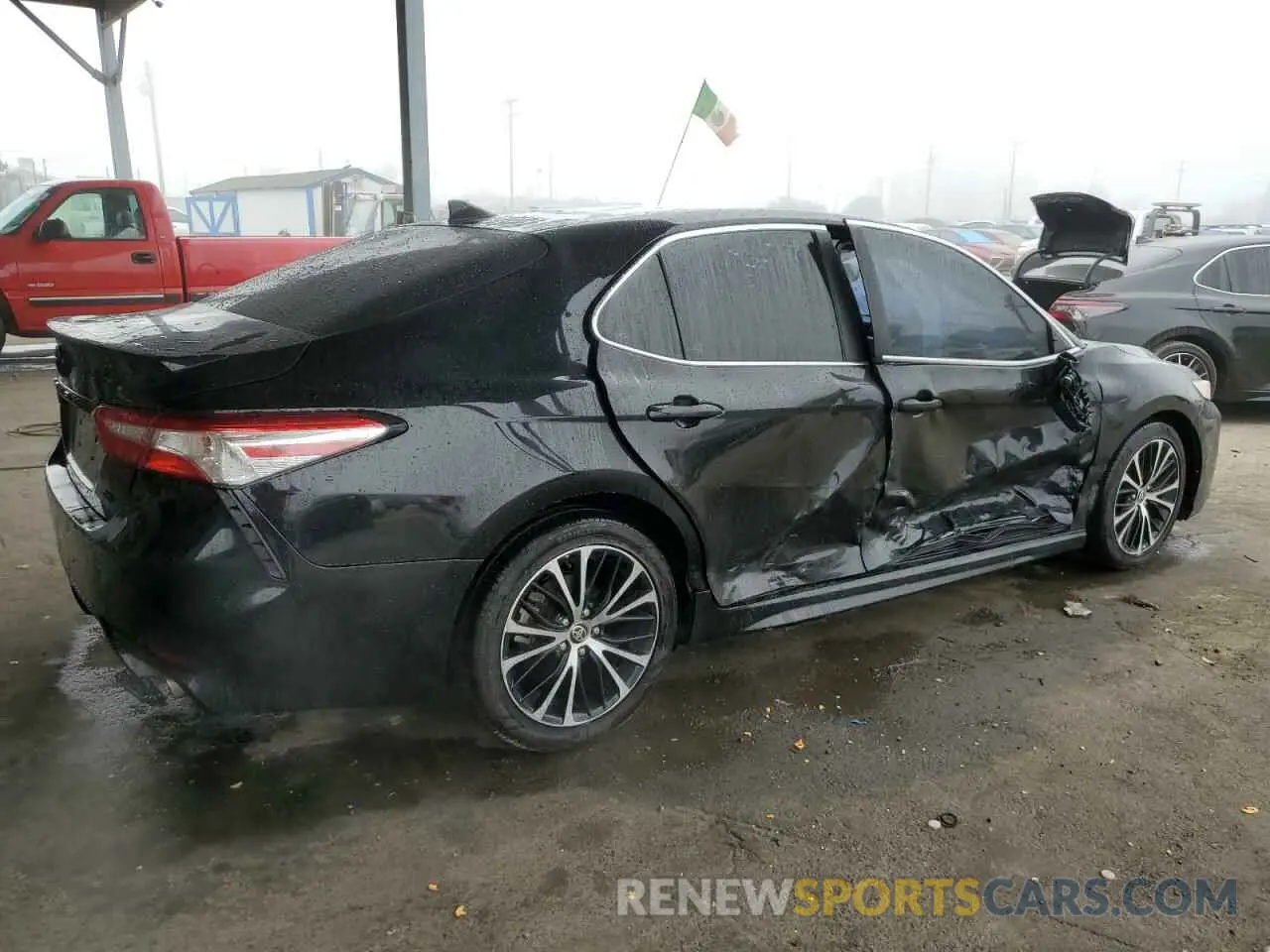 3 Фотография поврежденного автомобиля 4T1G11AK4LU965177 TOYOTA CAMRY 2020