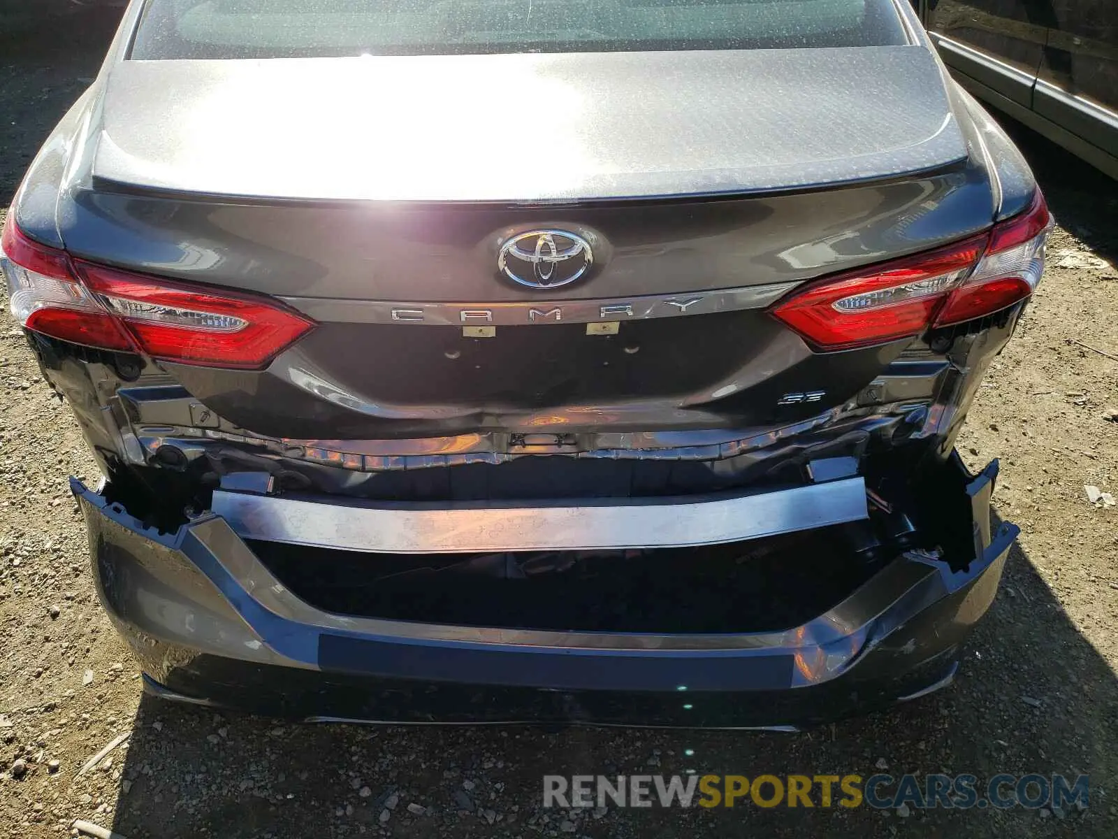 9 Photograph of a damaged car 4T1G11AK4LU986417 TOYOTA CAMRY 2020