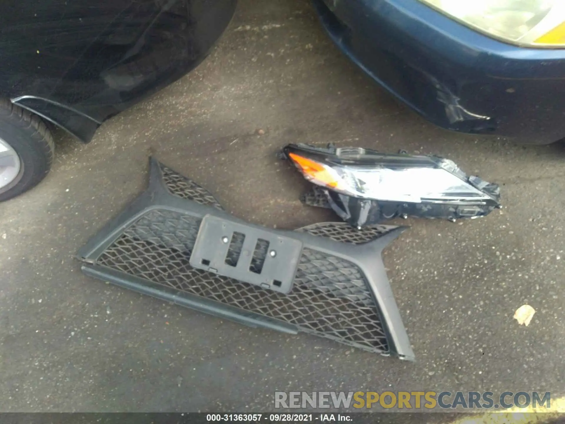 12 Фотография поврежденного автомобиля 4T1G11AK5LU317220 TOYOTA CAMRY 2020