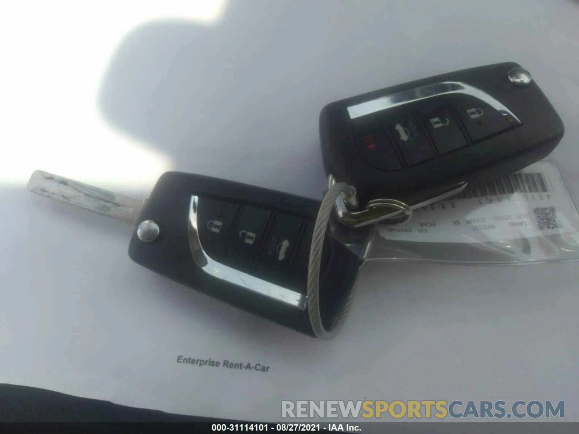 11 Photograph of a damaged car 4T1G11AK5LU343025 TOYOTA CAMRY 2020