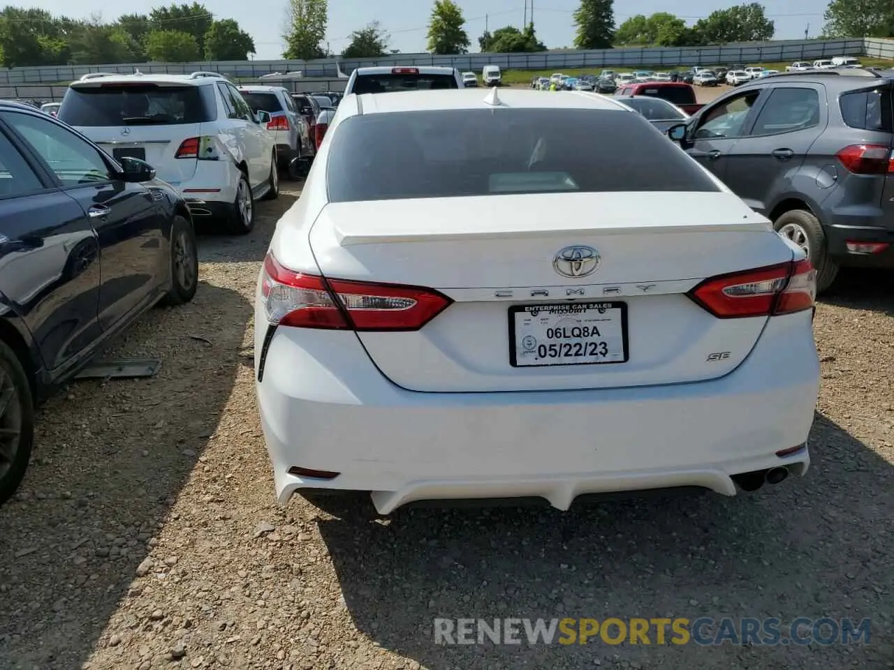 6 Photograph of a damaged car 4T1G11AK5LU347236 TOYOTA CAMRY 2020