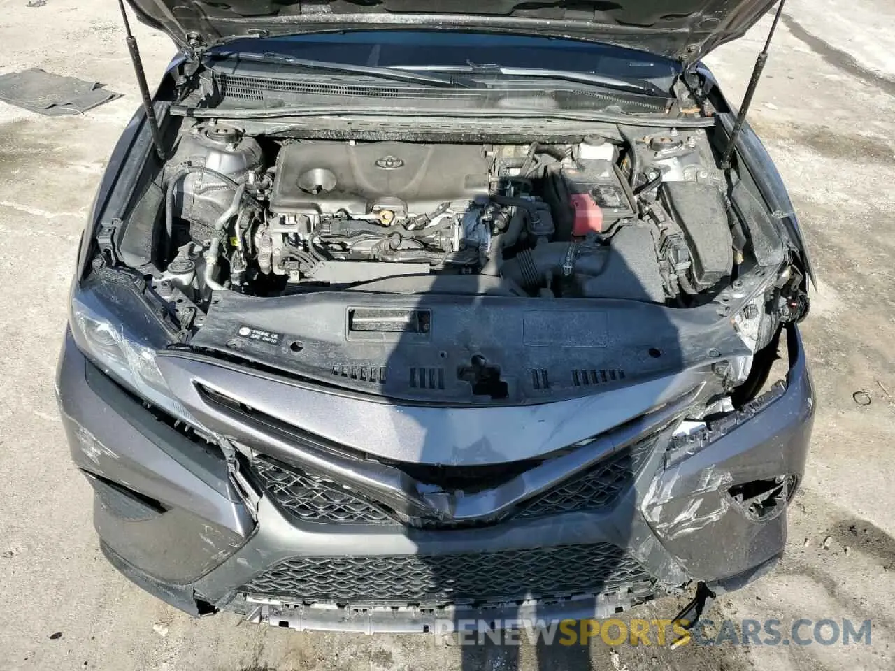 13 Photograph of a damaged car 4T1G11AK5LU353358 TOYOTA CAMRY 2020