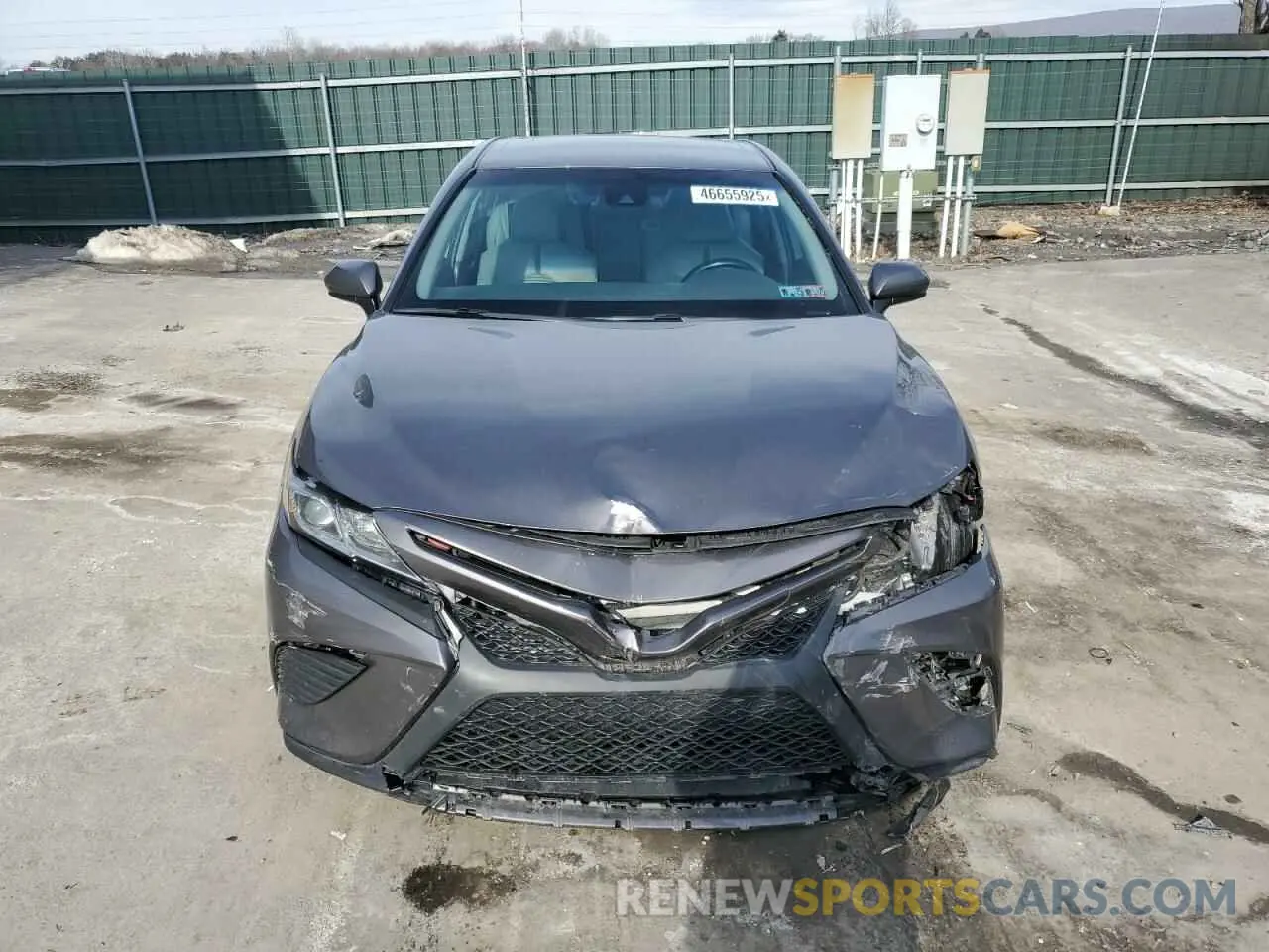 5 Photograph of a damaged car 4T1G11AK5LU353358 TOYOTA CAMRY 2020
