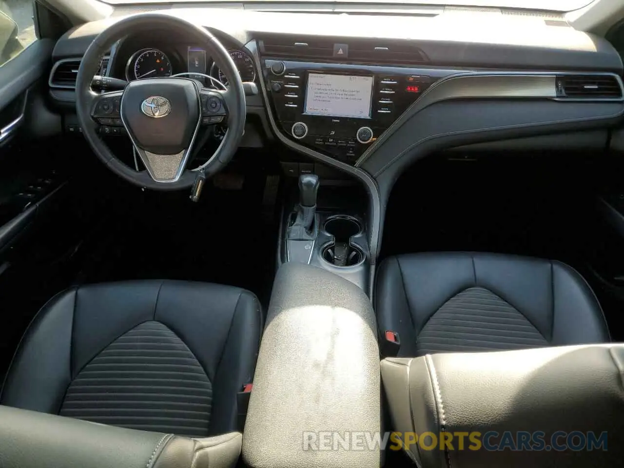 8 Фотография поврежденного автомобиля 4T1G11AK5LU388076 TOYOTA CAMRY 2020