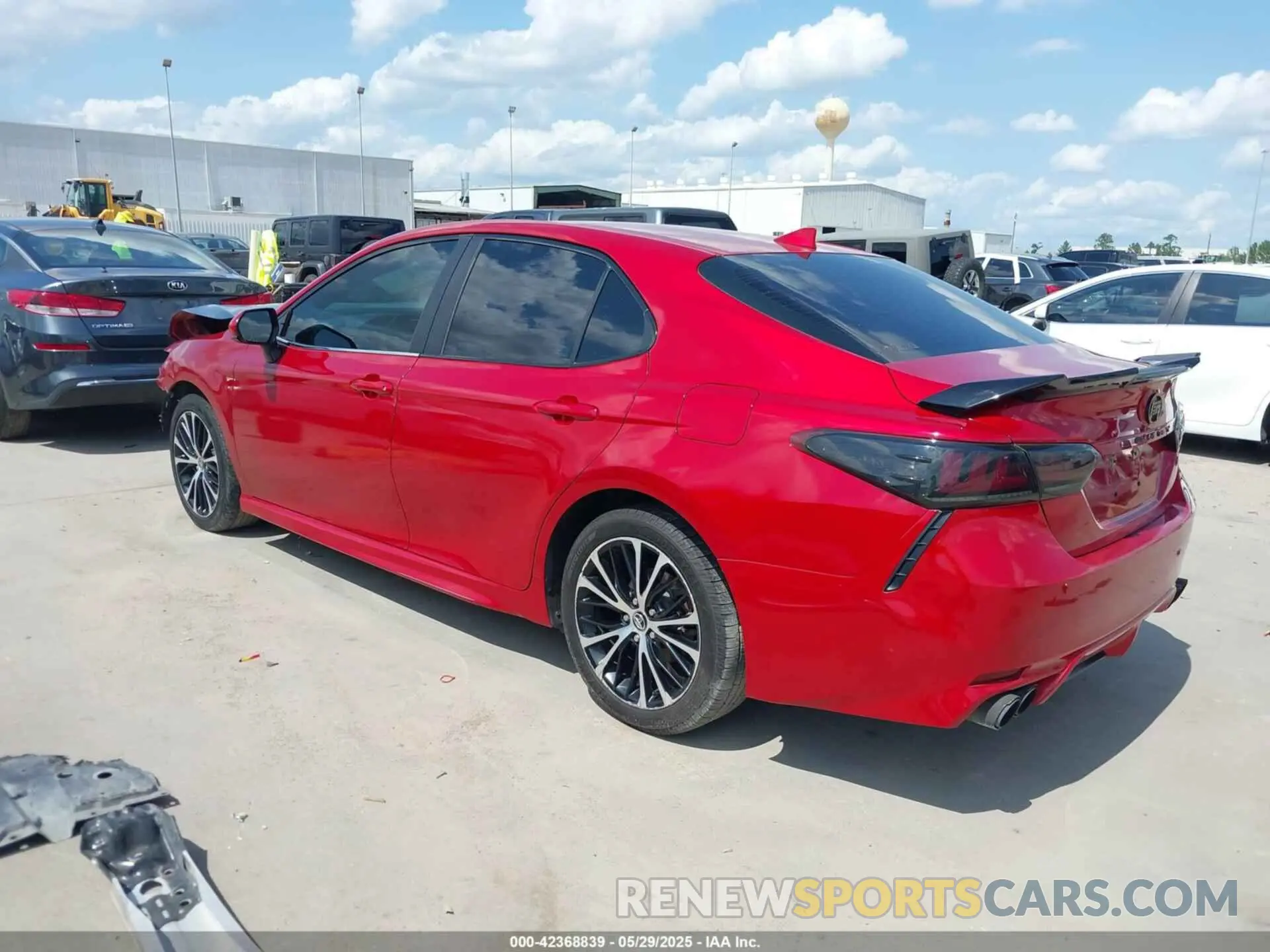 3 Photograph of a damaged car 4T1G11AK5LU394265 TOYOTA CAMRY 2020