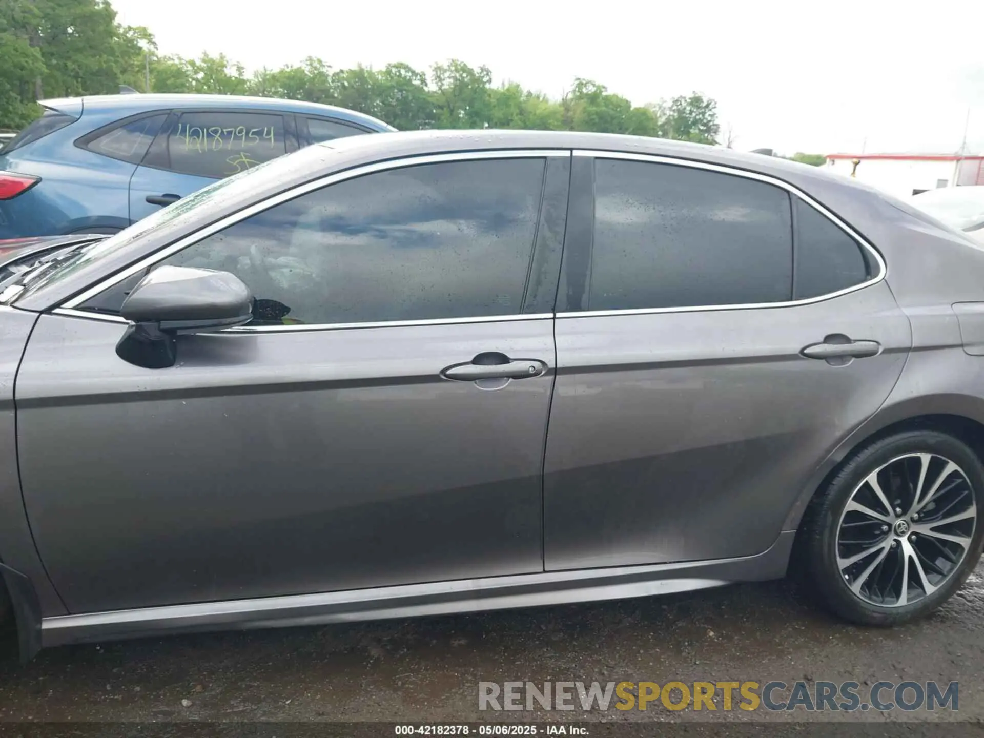 15 Фотография поврежденного автомобиля 4T1G11AK5LU395447 TOYOTA CAMRY 2020