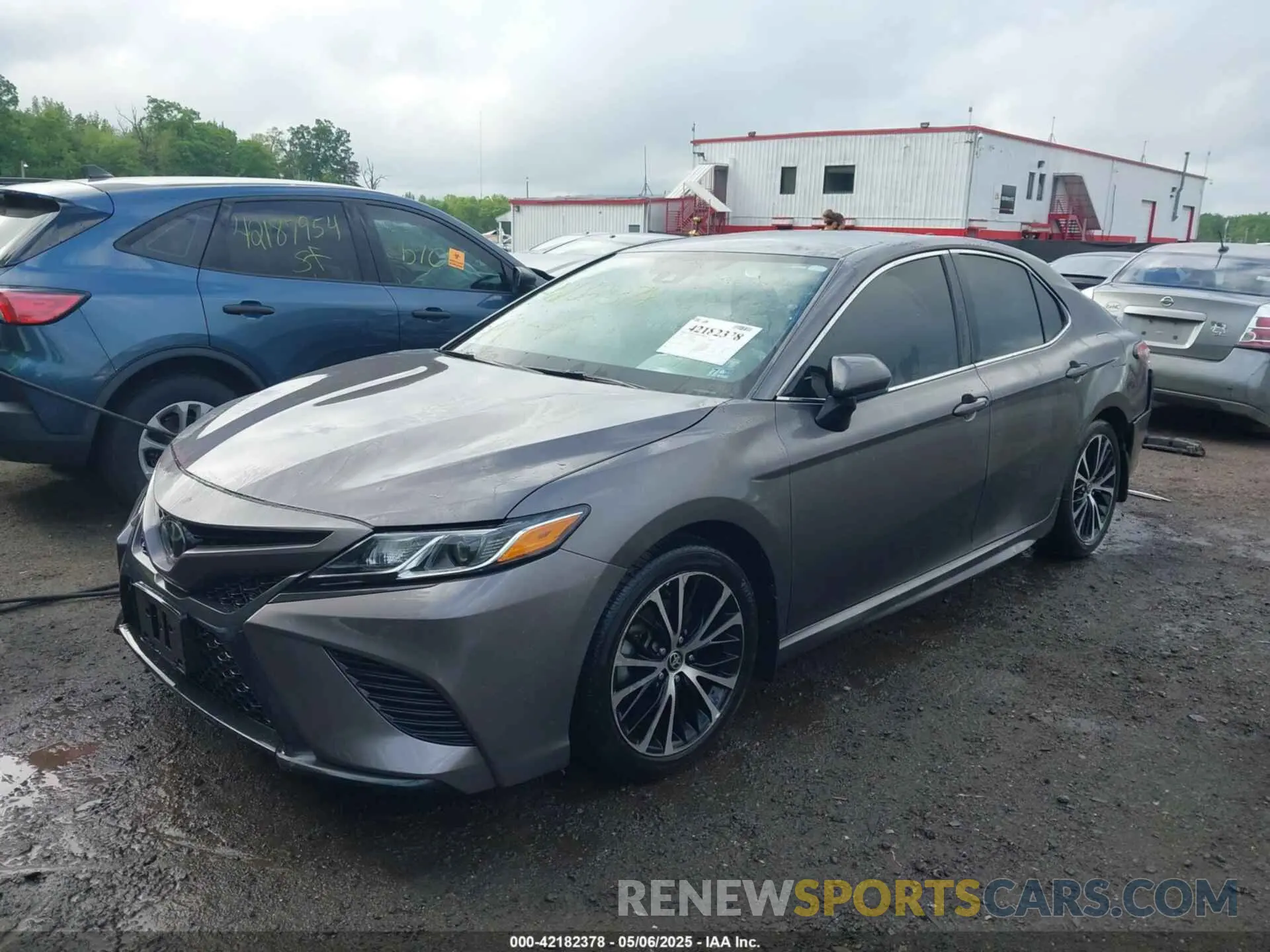 2 Фотография поврежденного автомобиля 4T1G11AK5LU395447 TOYOTA CAMRY 2020